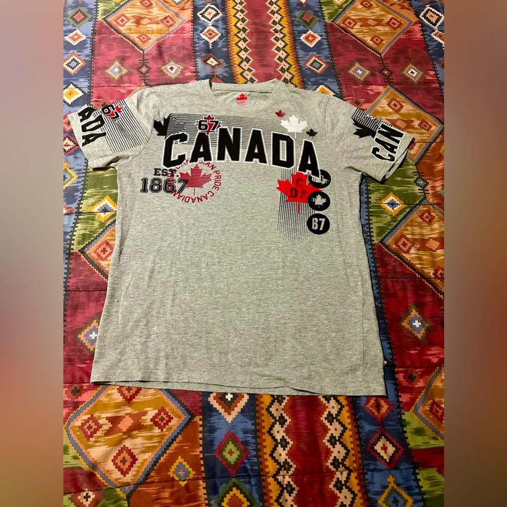EH CANADA T-SHIRT, Size M